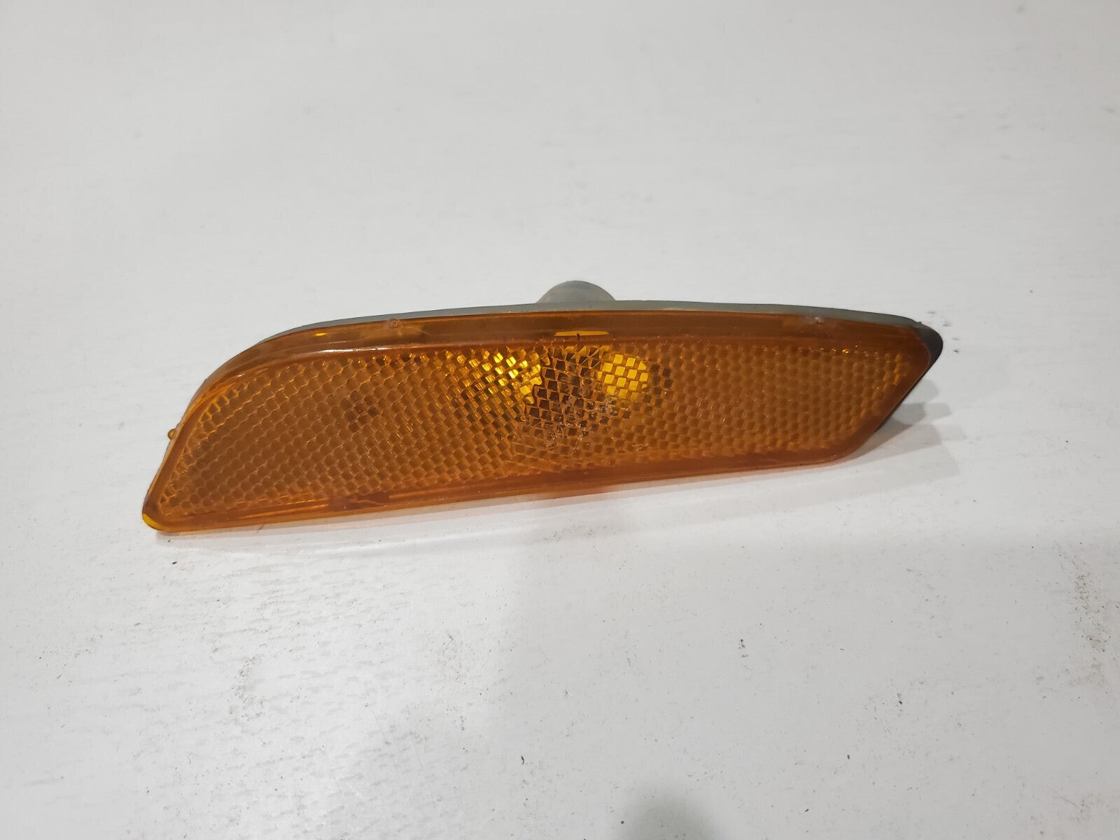2003-2007 CADILLAC CTS CTS V FRONT BUMPER MARKER LAMP RIGHT 25699094 6L1
