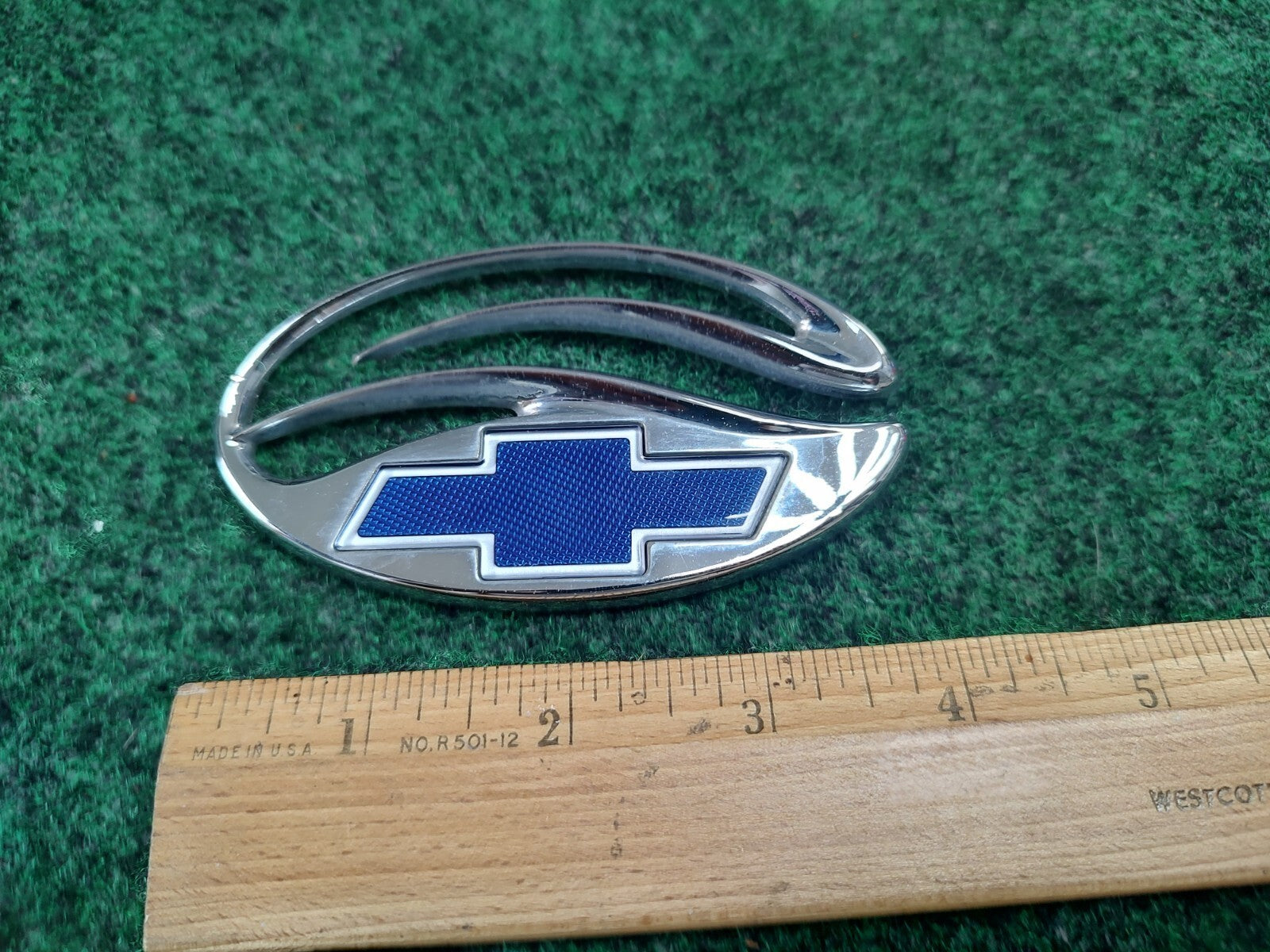 1997-2003 CHEVROLET MALIBU REAR LID EMBLEM LOGO BADGE SIGN 8L2