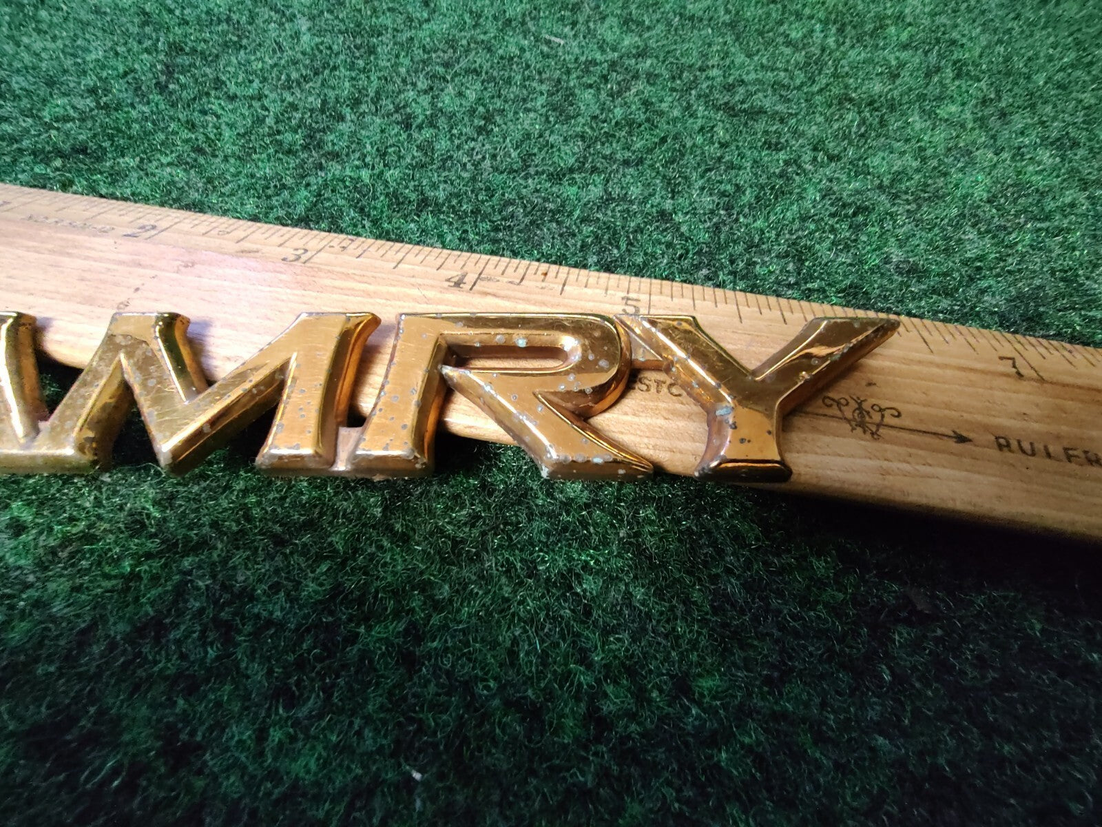 Toyota Camry Gold Trunk Emblem Badge Decal Logo OEM Genuine 75442-AA010 5S6