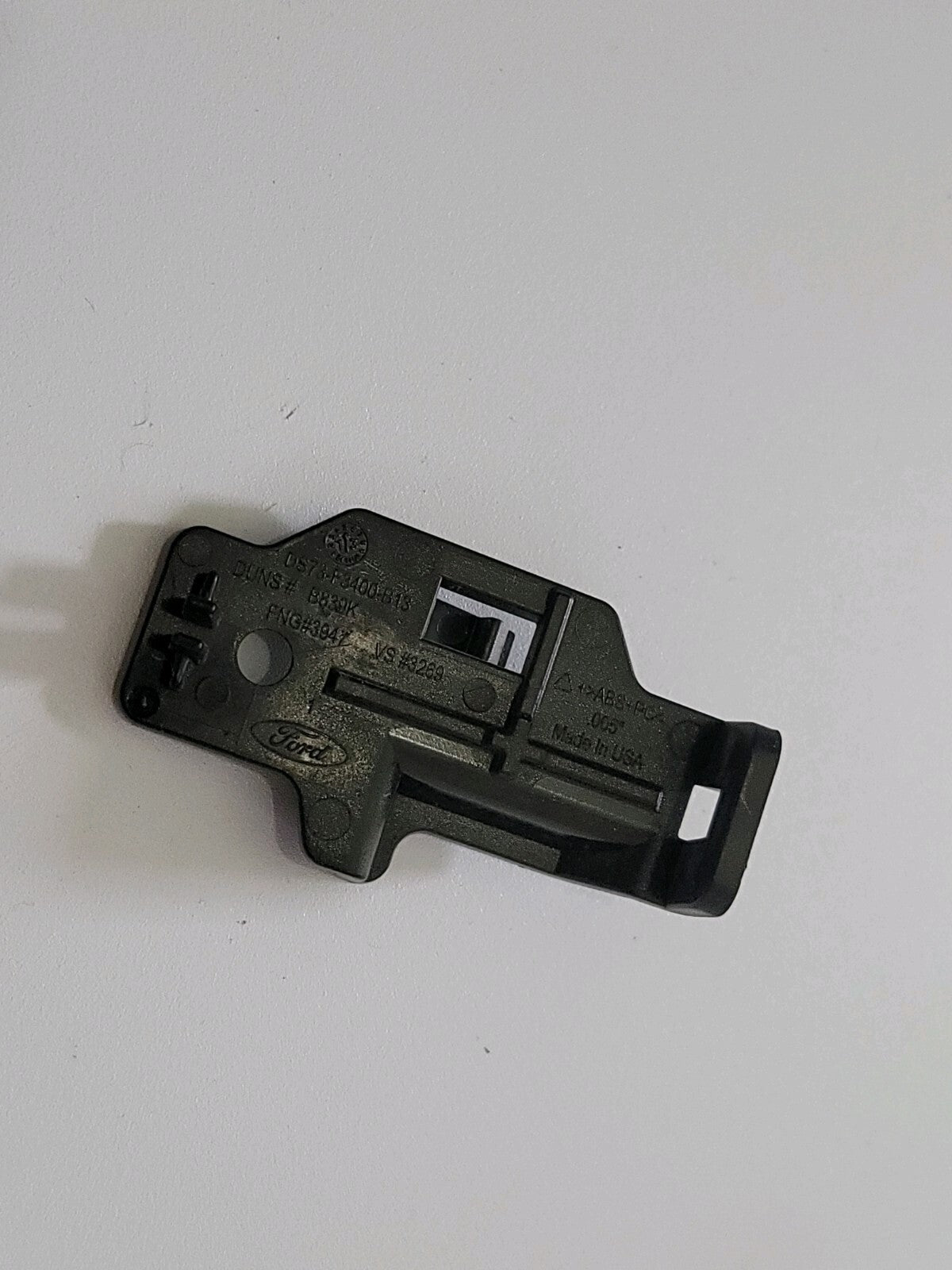 13-20 Ford Fusion Back up Camera Rear Bracket Support (Holds Camera In Place)9L4
