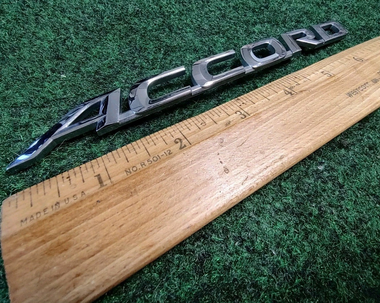HONDA ACCORD REAR GATE EMBLEM BADGE SYMBOL NAMEPLATE NAME PLATE OEM 8L4