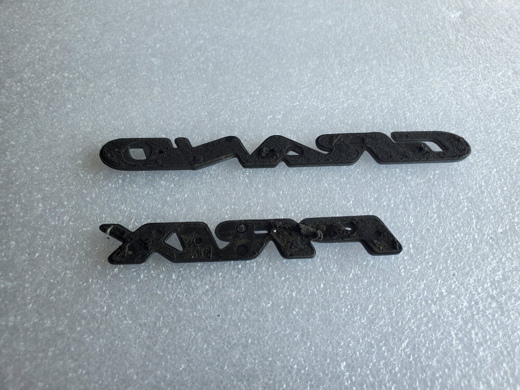 1997 1998 1999 2003 Pontiac Grand Prix Door Name Plate NAMEPLATE OEM VNTG