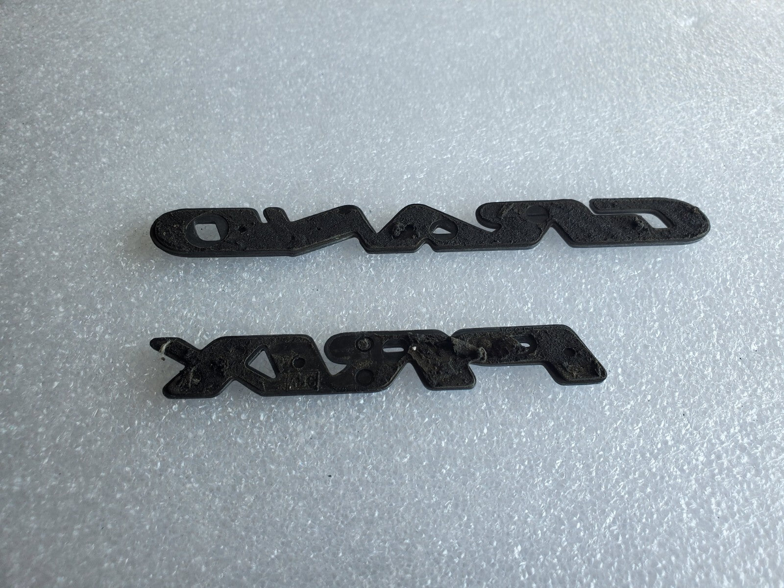 1997 1998 1999 2003 Pontiac Grand Prix Door Name Plate NAMEPLATE OEM VNTG