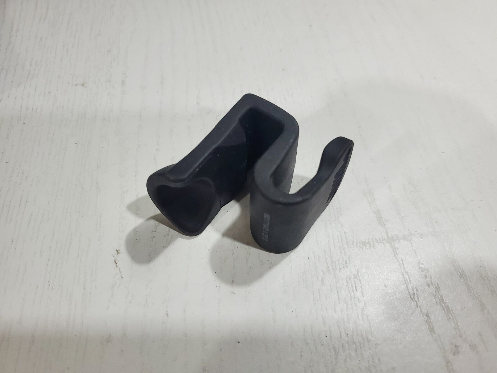 1 2017-2021 JEEP COMPASS TRUNK CARGO GROCERY MANAGEMENT BAG HOLDER HOOK OEM 6L4