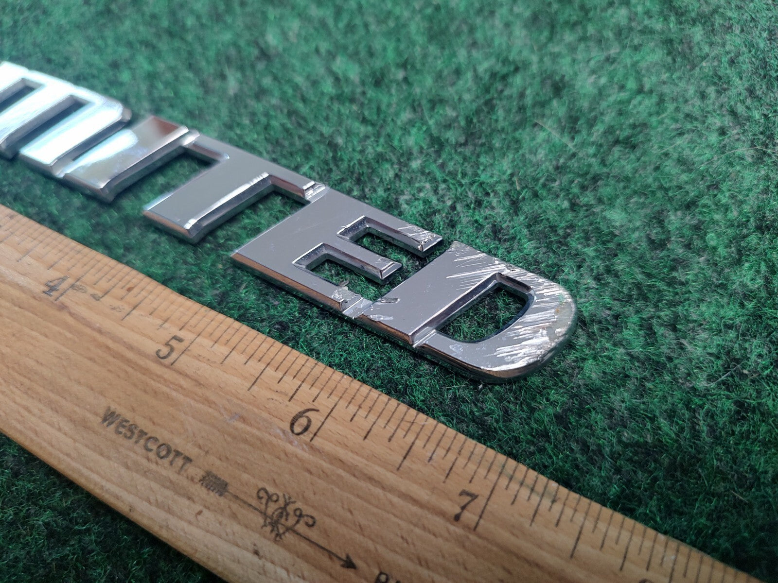 TOYOTA LIMITED CHROME SIDE EMBLEM LOGO BADGE SIGN SYMBOL NAME Scratches OEM 4S3