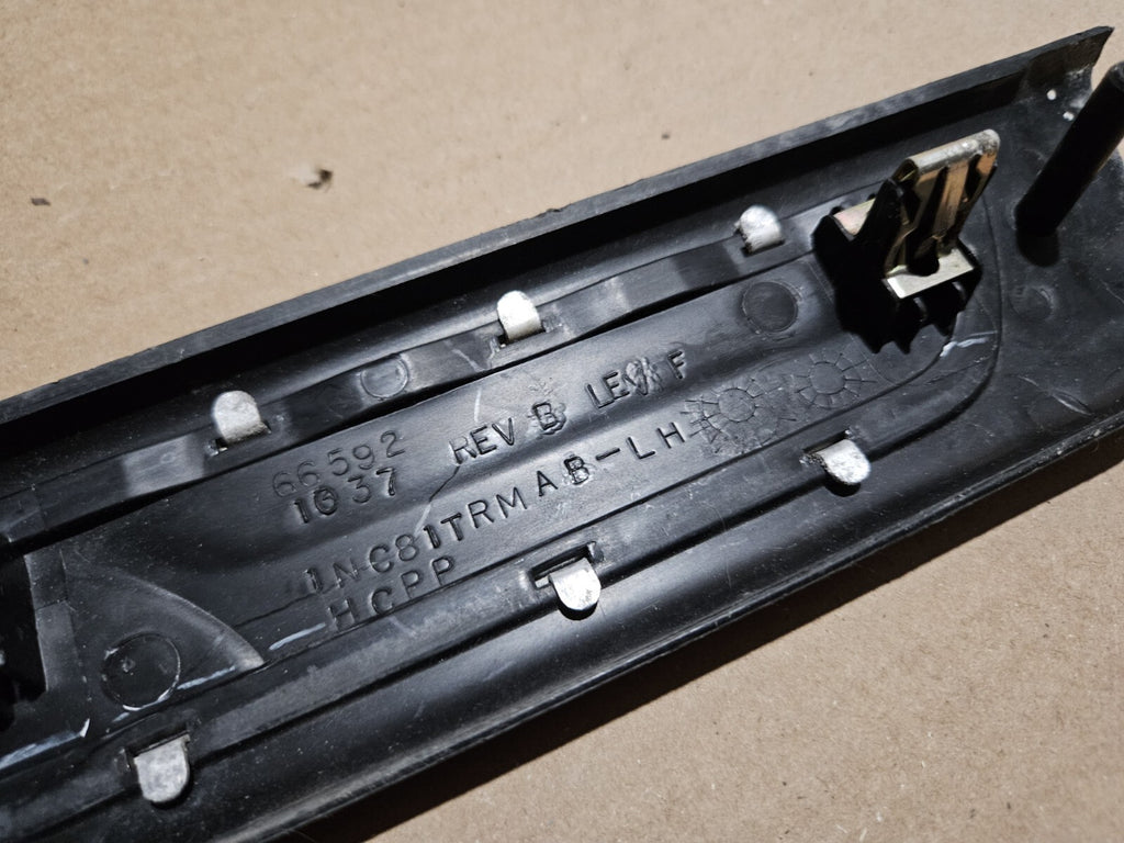 OEM Dodge Durango Front Left Lh Door Sill Scuff Plate Trim 2011-2022 BS1
