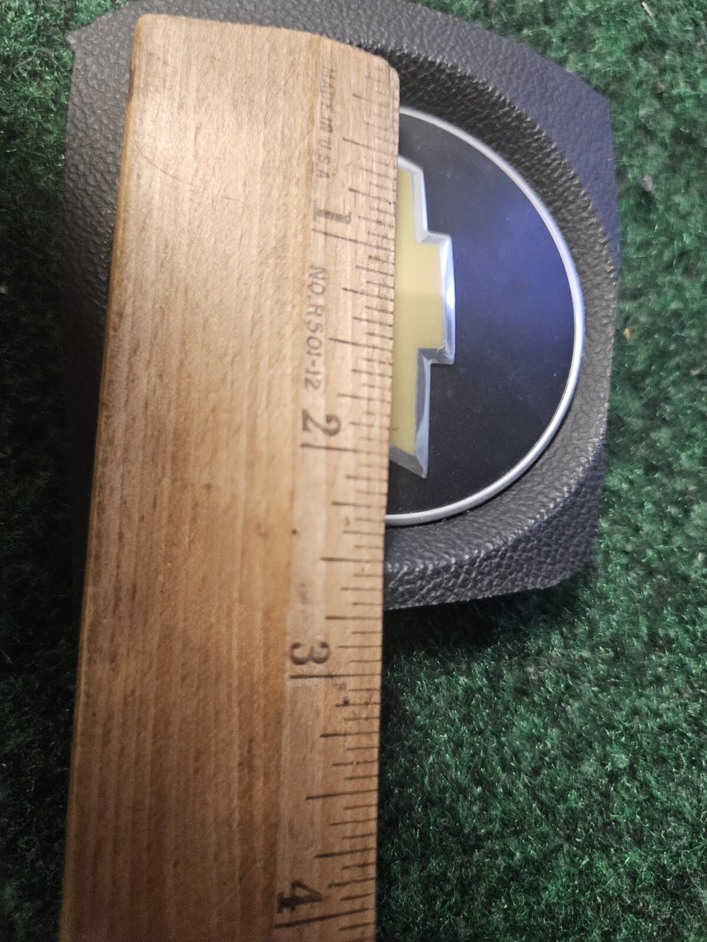 Chevy Chevrolet Bow Tie Emblem Badge Logo Steering Wheel Horn Cover 4M8