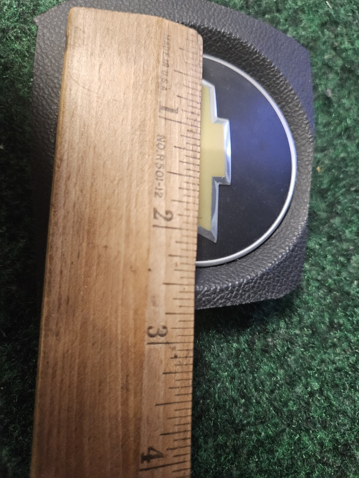 Chevy Chevrolet Bow Tie Emblem Badge Logo Steering Wheel Horn Cover 4M8