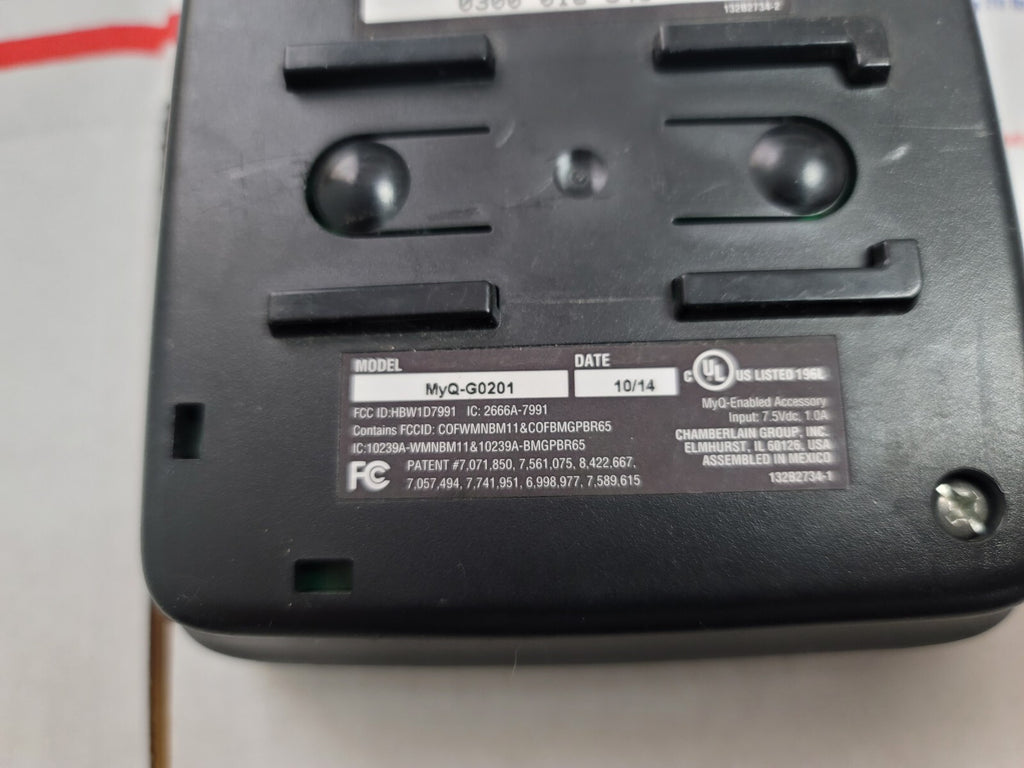 Chamberlain MyQ Garage Door Controller Hub 8L6