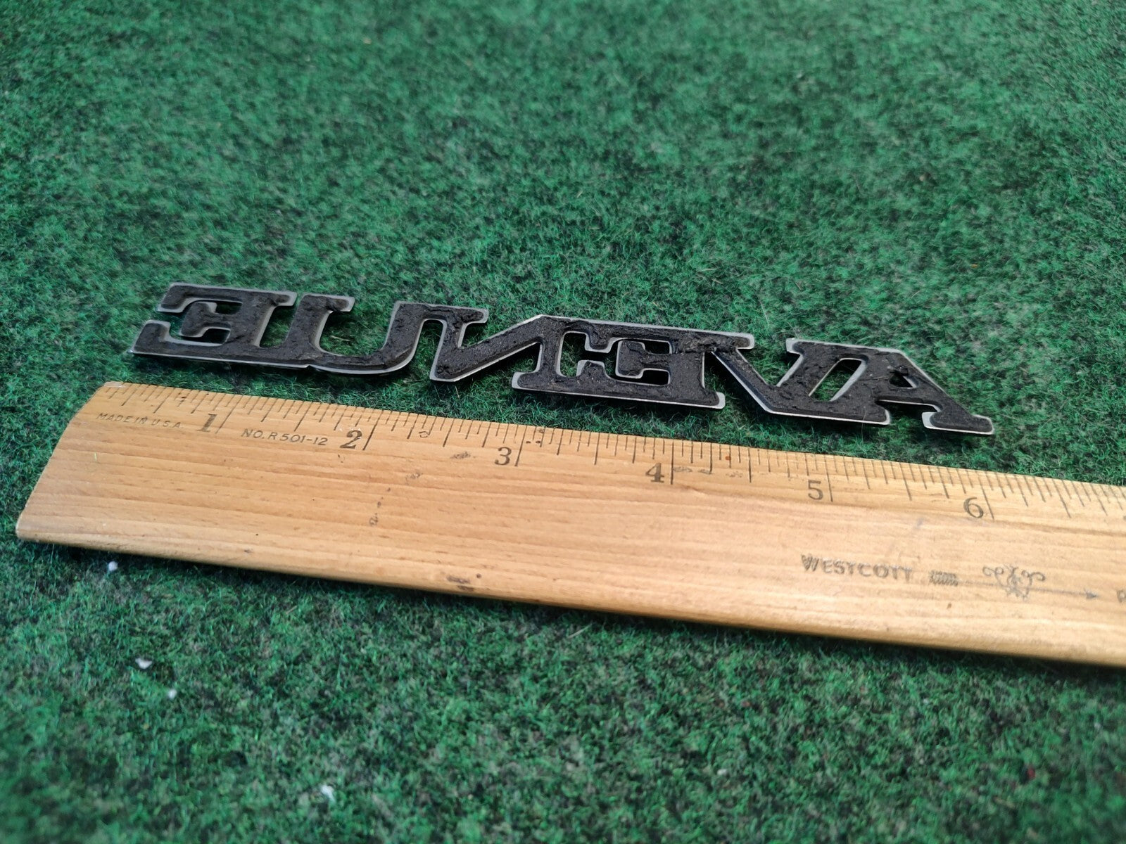 1998-2004 BUICK PARK AVENUE SIDE EMBLEM LOGO BADGE SYMBOL LETTERS OEM 3S8