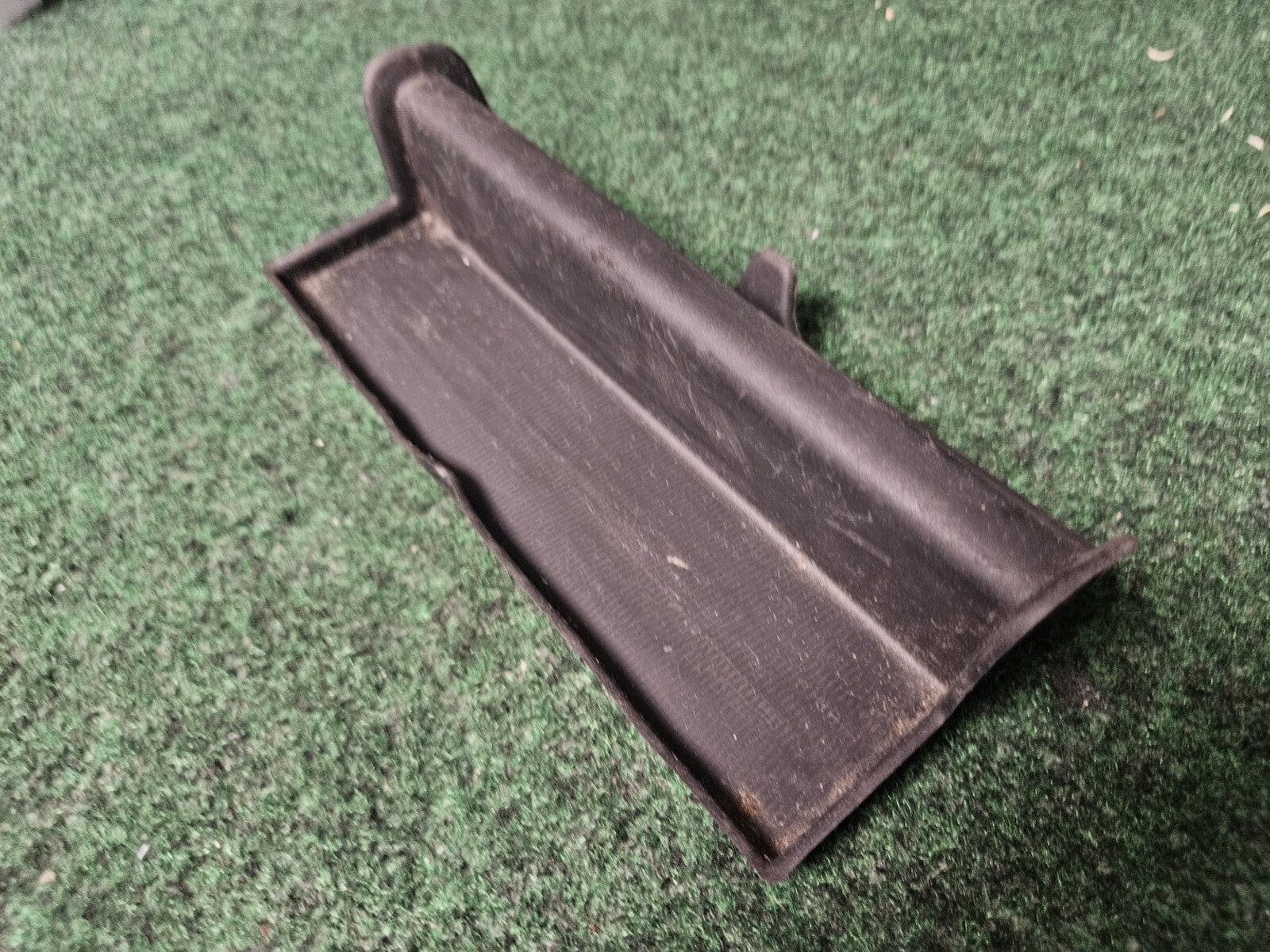 2022 - 2025 JEEP GRAND CHEROKEE STORAGE BIN MAT 68541924AB - MOPAR 4M5