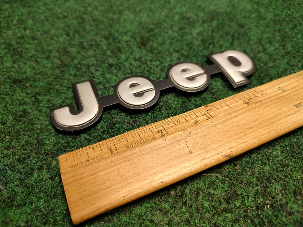 Jeep OEM Chrome & Black Plastic 5" Emblem Badge Logo Nameplate Name Insignia 1S2