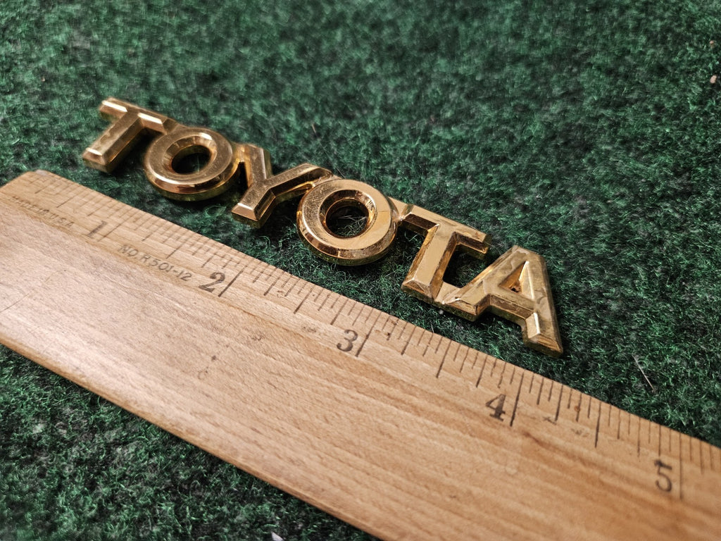 Toyota 1999-2003 Solara Gold Rear Trunk Emblem Badge Logo Name 75447-06020 4L5