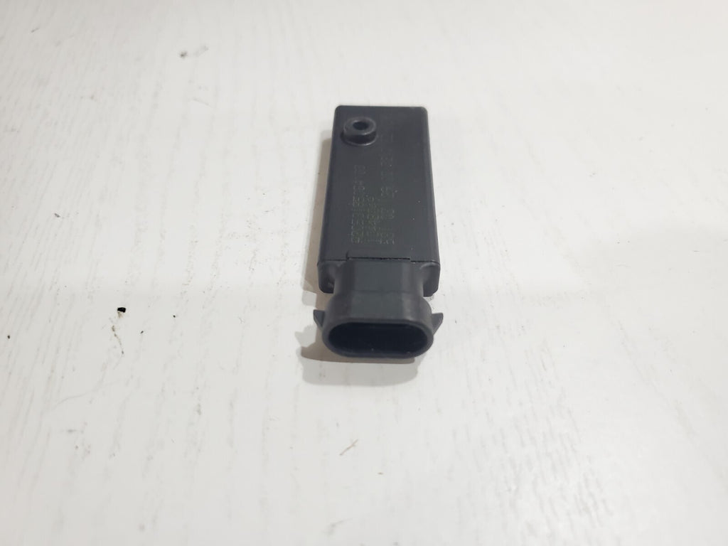 04-09 Cadillac XLR Keyless Entry Remote Antenna Control Module 10448049 OEM 5L5