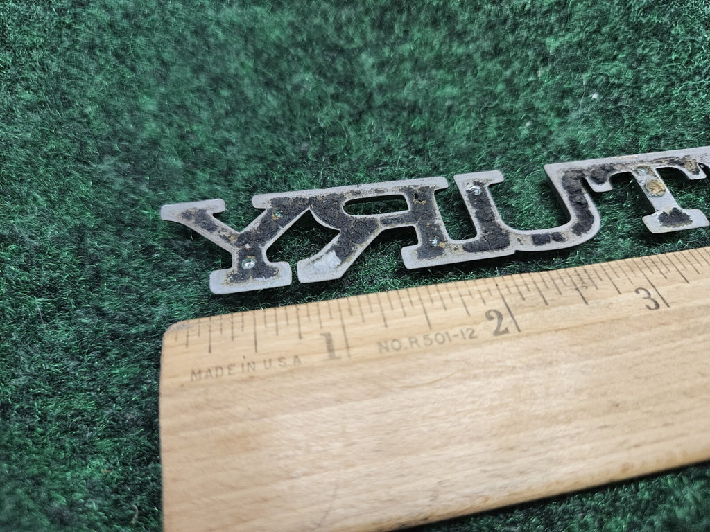 90 91 92 93 94 95 96 BUICK CENTURY SIDE EMBLEM BADGE SYMBOL LOGO OEM GL2