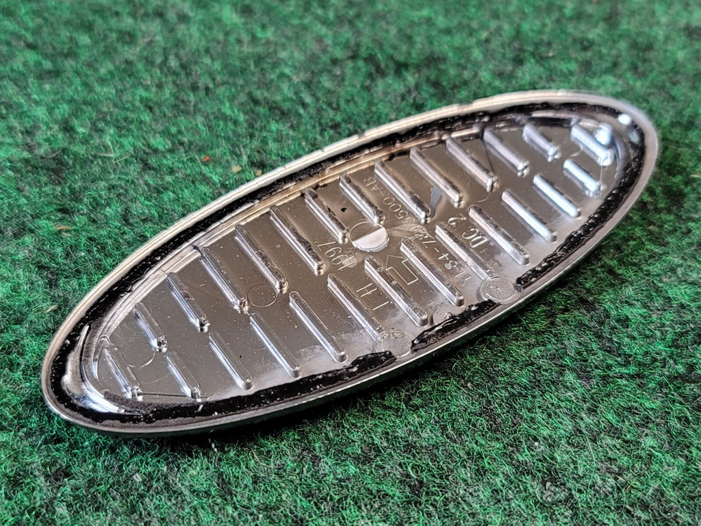 2001-2007 Ford Escape Tailgate Trunk Emblem BADGE YL84-7843500-AB 1M2