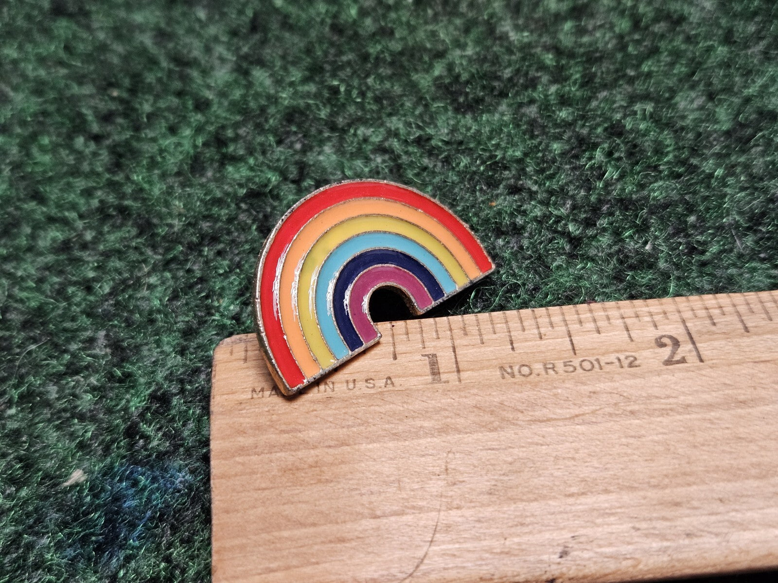 Rainbow Enamel And Cloud Collectible Pin Hat Lapel Souvenir Brooch