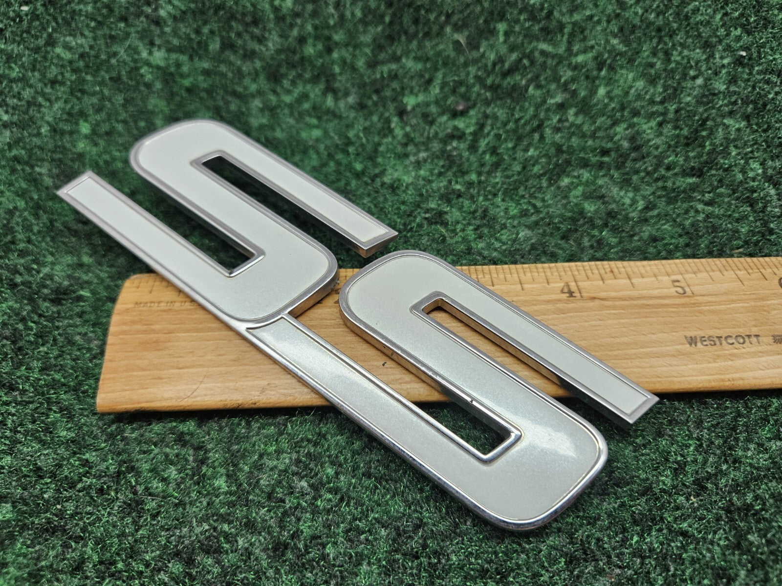 SS CHEVROLET EMBLEM BADGE NAMEPLATE GM Logo Pearle White Chrome GL1