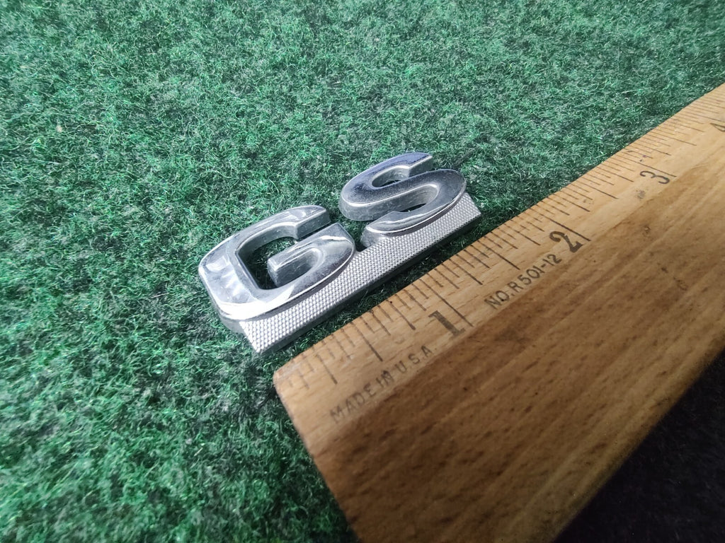 00 01 02 03 MERCURY SABLE " GS " REAR GATE EMBLEM BADGE SYMBOL LOGO USED OEM 8L3