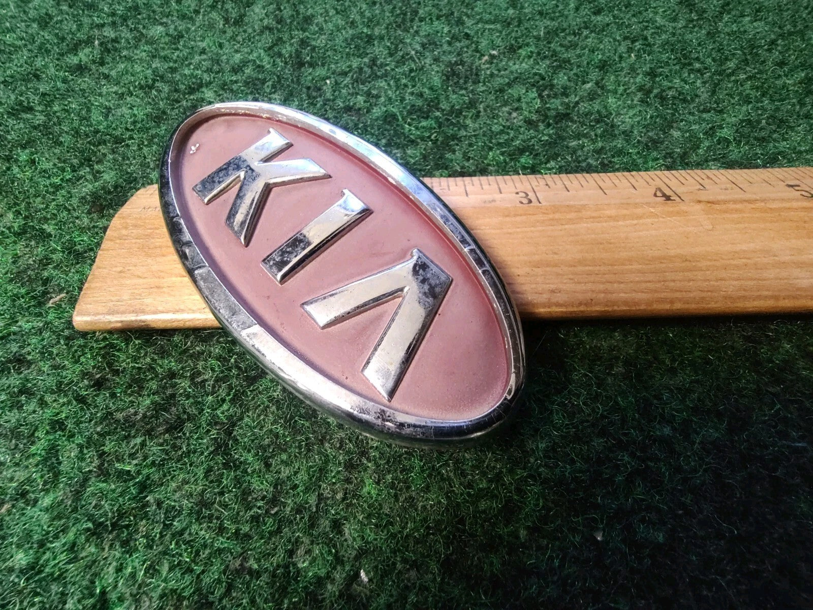 Kia Emblem Badge Grille Front Rear Name Plate OEM Nameplate Logo Red Chrome 4S3