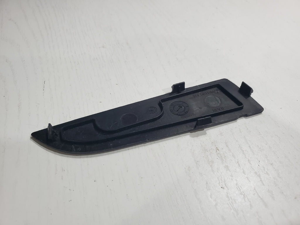 2012 2013 CHRYSLER 300C RIGHT REAR ARM REST PLUG COVER TRIM 6L3