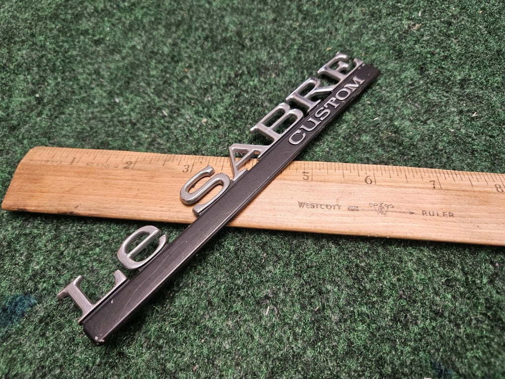 BUICK LESABRE CUSTOM - OEM EMBLEM BADGE SYMBOL LOGO NAME PLATE 5M3