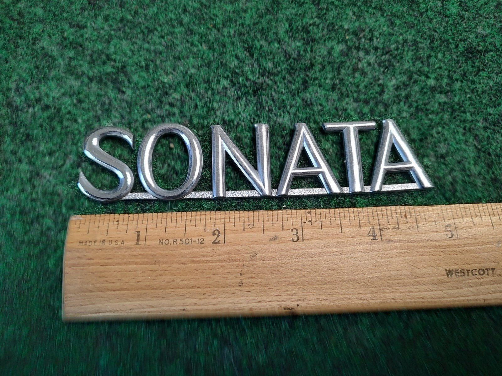 02 03 04 05 HYUNDAI SONATA REAR GATE CHROME EMBLEM LOGO BADGE OEM NAME PLATE 5S1