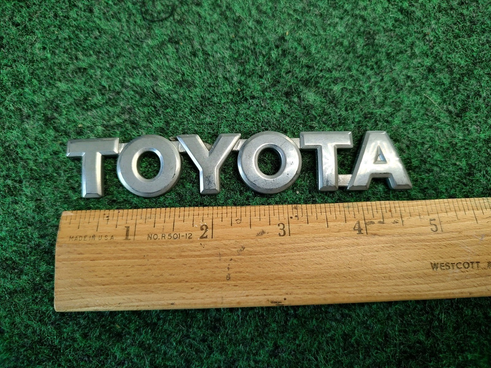 2003-2008 Toyota Matrix Liftgate Emblem Logo OEM 75441-02070 Trunk Rear Oem 3M1