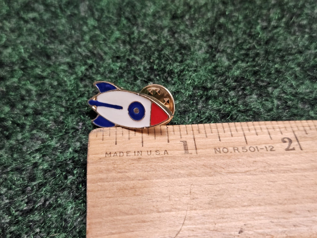 SPACE ROCKET LOGO PIN GREAT FOR ANY COLLECTION Lapel