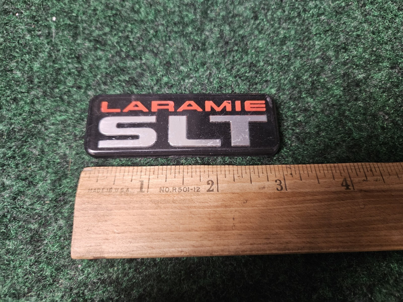 94 95 96 97 98 99 00 01 DODGE RAM SLT LARAMIE SIDE EMBLEM LOGO BADGE 3M2