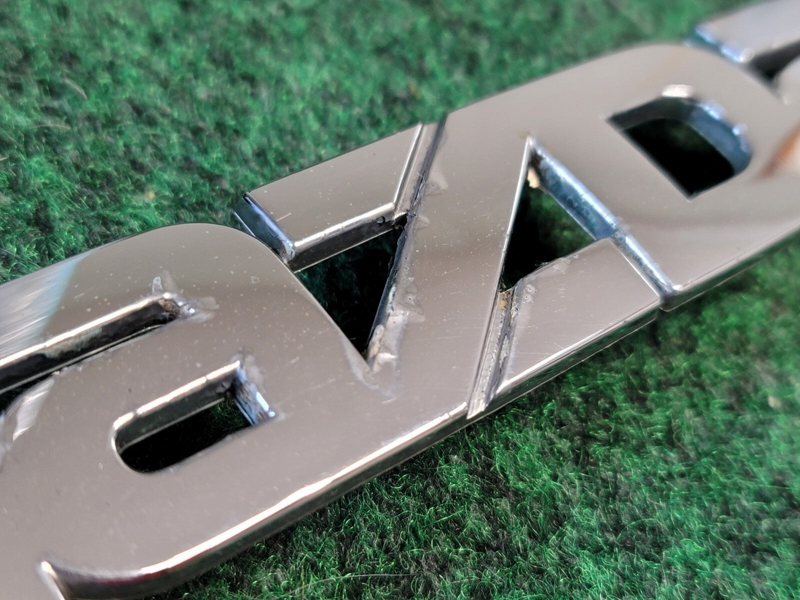 2000-2006 Mazda MPV Rear Emblem Name Plate LC62-51710 1M9