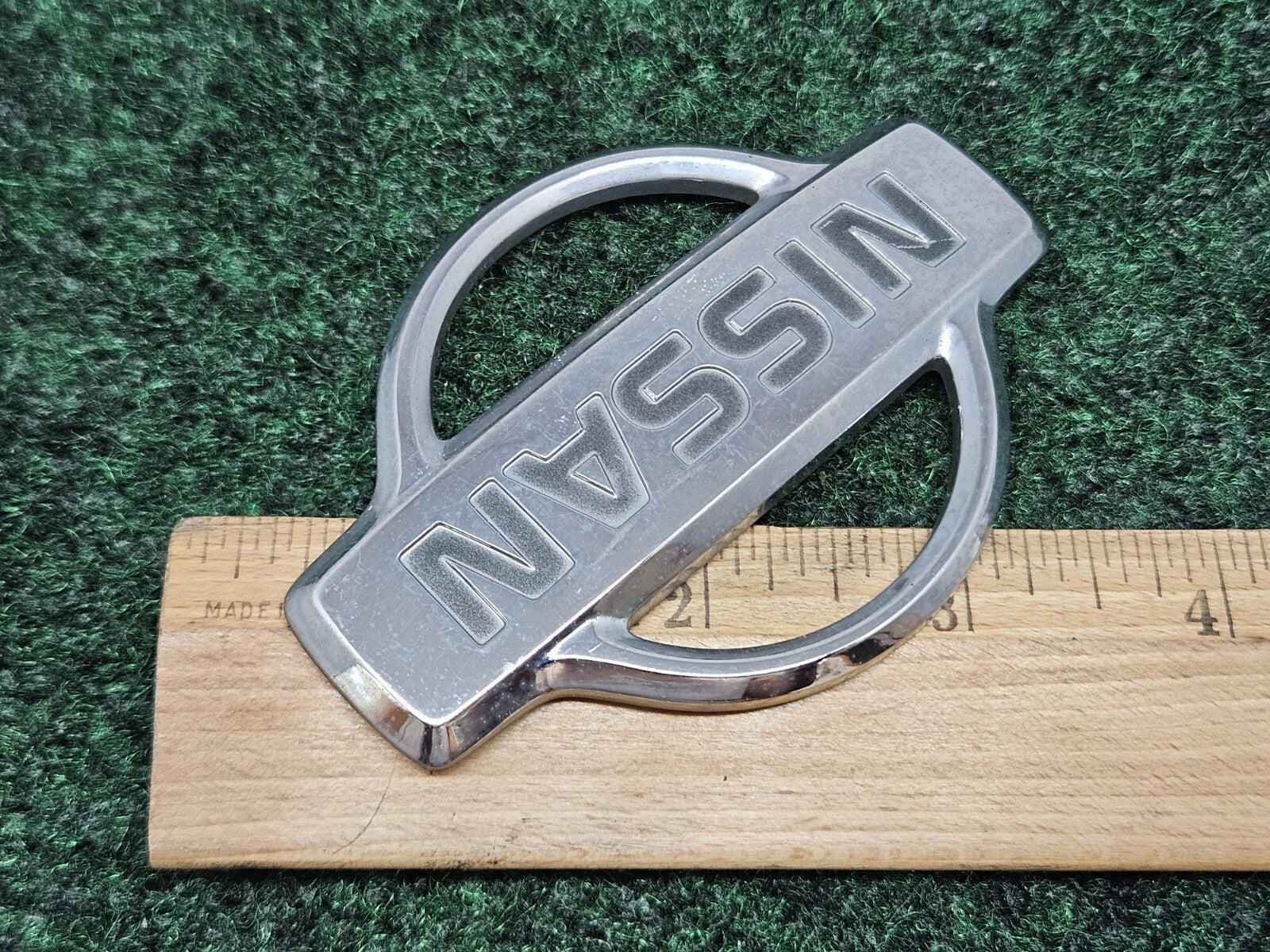 NISSAN 937Z CHROME EMBLEM LOGO BADGE SYMBOL USED OEM GL1
