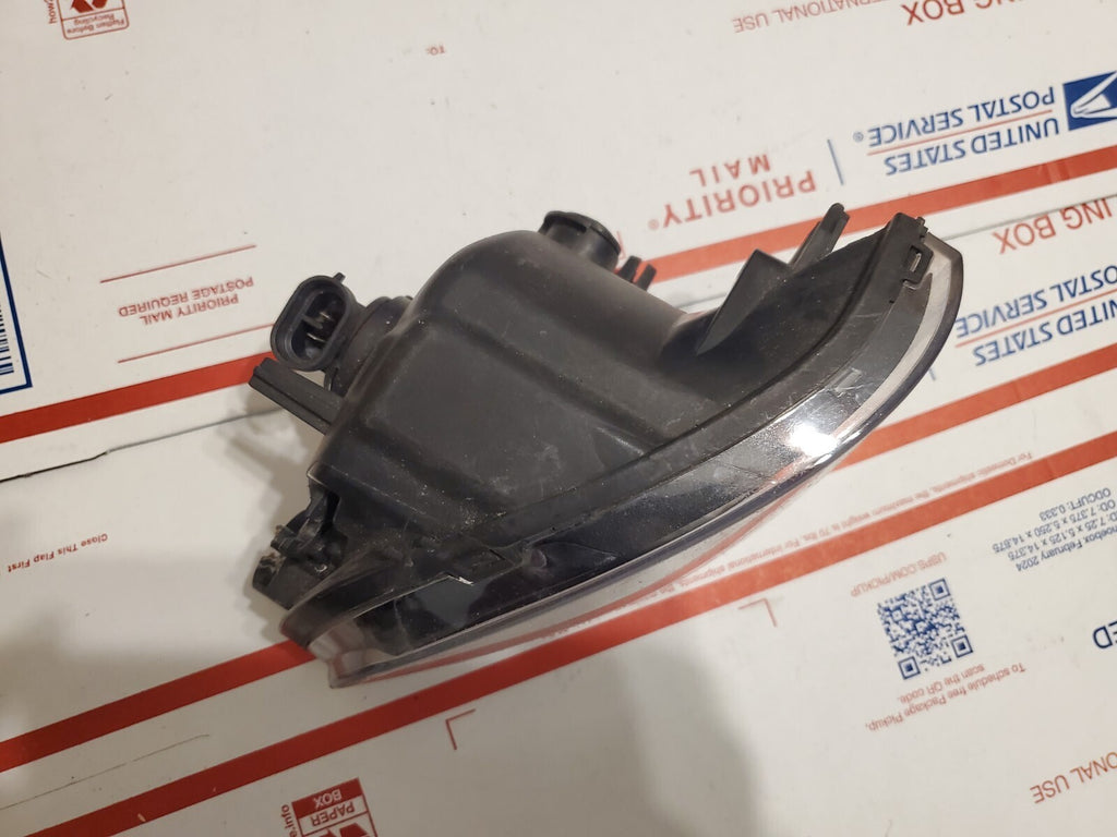 OEM | 2007 -- 2011 BMW 3 Series Coupe (E92) Fog Light Left Driver 6 937 465 CB1