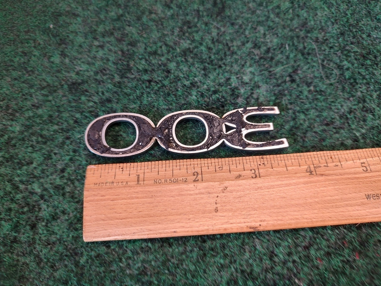 2005-10 Chrysler 300 Trunk Lid Nameplate Script Badge Emblem Mopar Rear OEM 3S1
