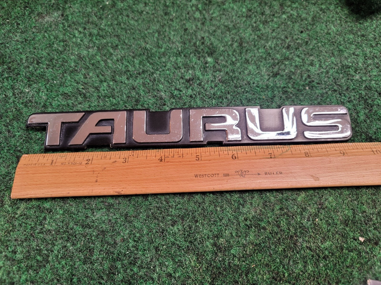 1989 1992 1993 1994 Ford Taurus Rear Nameplate Badge Emblem F2DB-5443550-BA 2M6