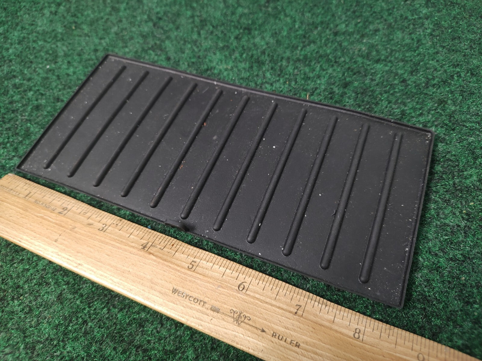 OEM Center Console Mat Rear 96914EZ10A for Nissan Titan 2016-2019 7L9