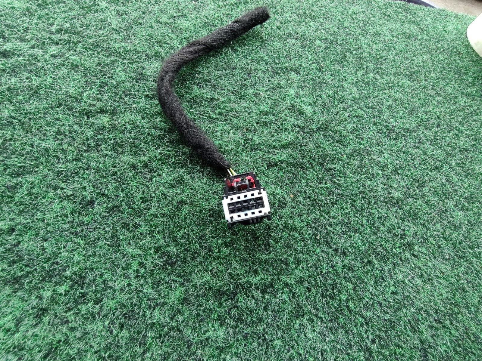 2019-2023 Chevy Silverado 1500 AC Temperature 84542734 Control Pigtail Wire 5S2