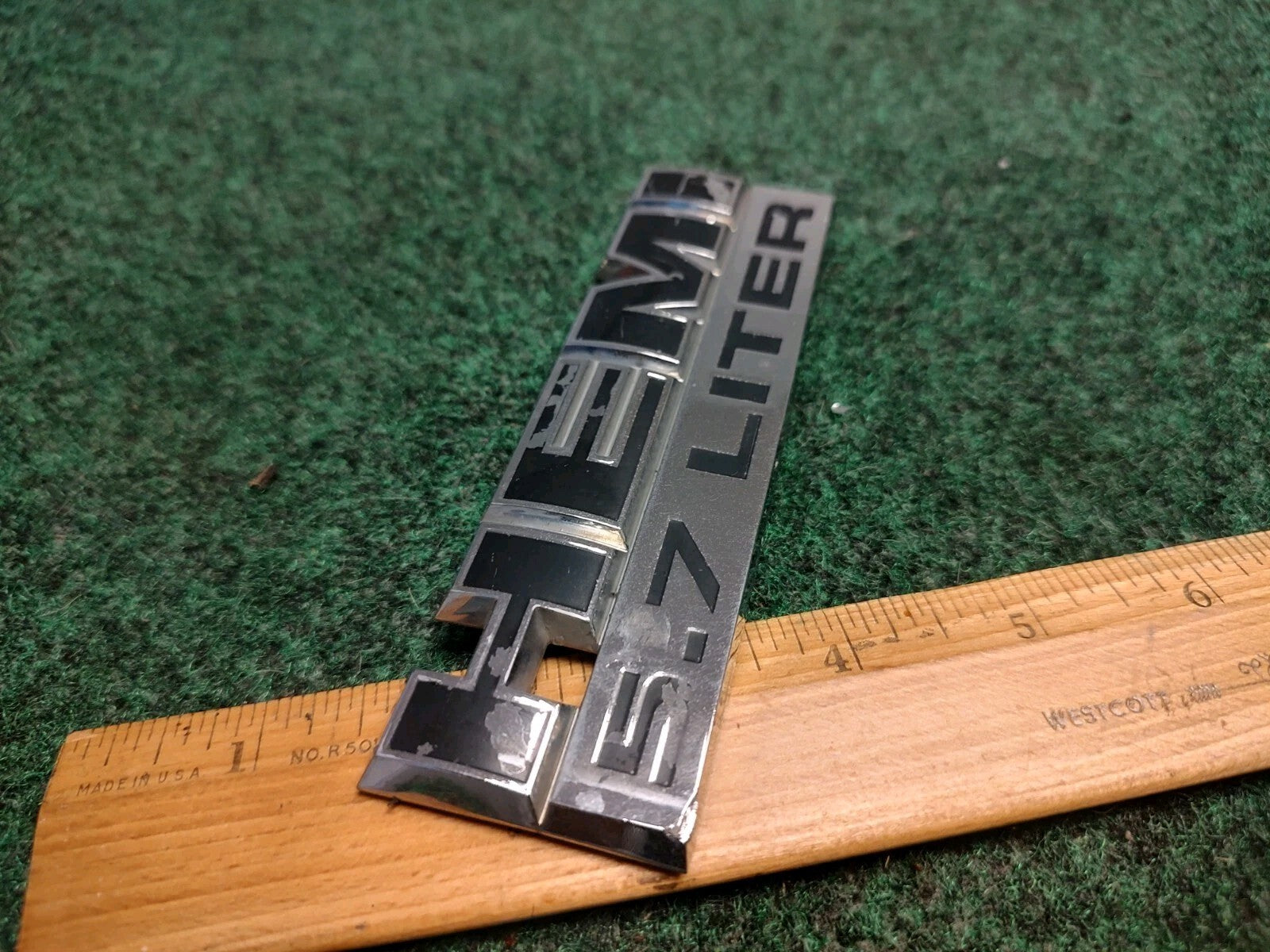 2006-2012 Dodge Ram 2500 3500 HEMI 5.7 LITER Nameplate Emblem 55078115AA OEM 2S1