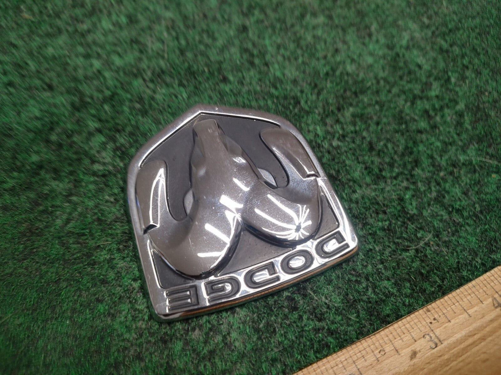 2007 2008 2009 Dodge Avenger Rear Trunk Emblem Badge Logo Name 05155656AA 3S6