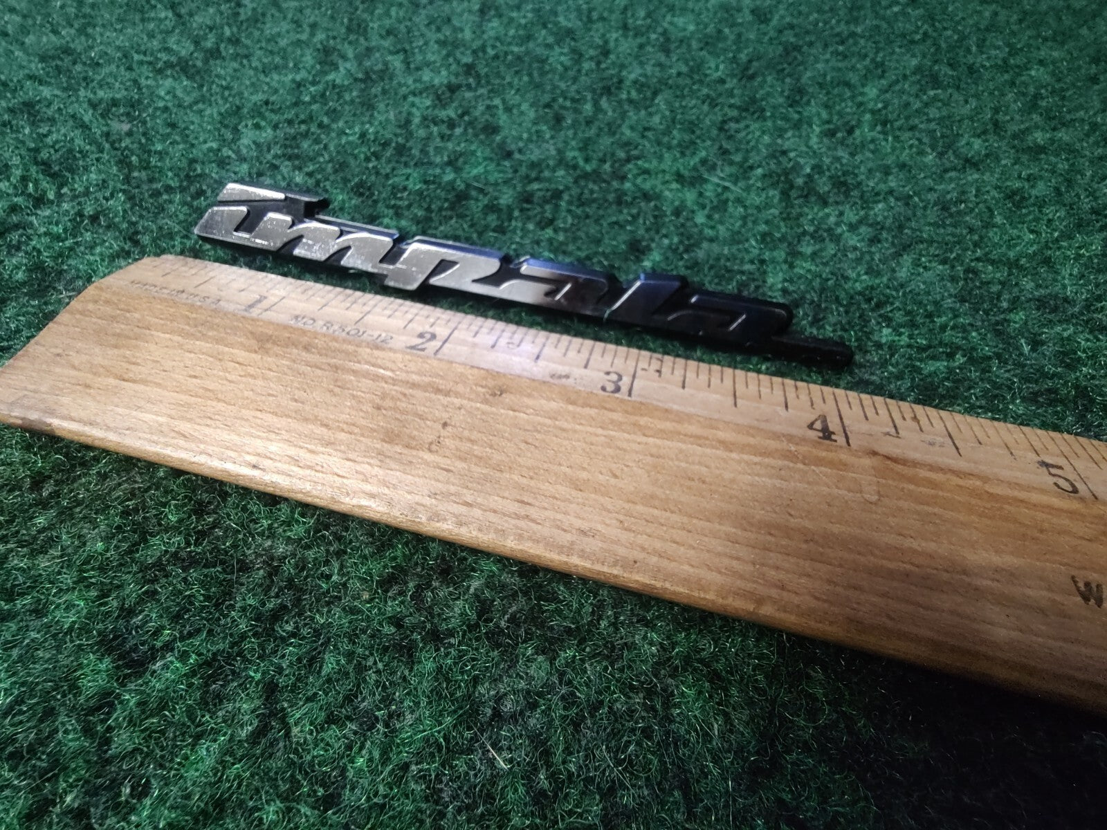 2000-2005 Chevrolet Impala Panel Emblem NAME PLATE BADGE 10290600 OEM 8L2