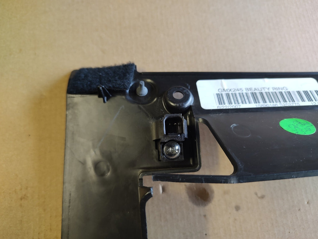 2005-2013 CORVETTE C6 GLOVE BOX SUPPORT BRACKET TRIM PANEL CRACKED 15890186 JT6