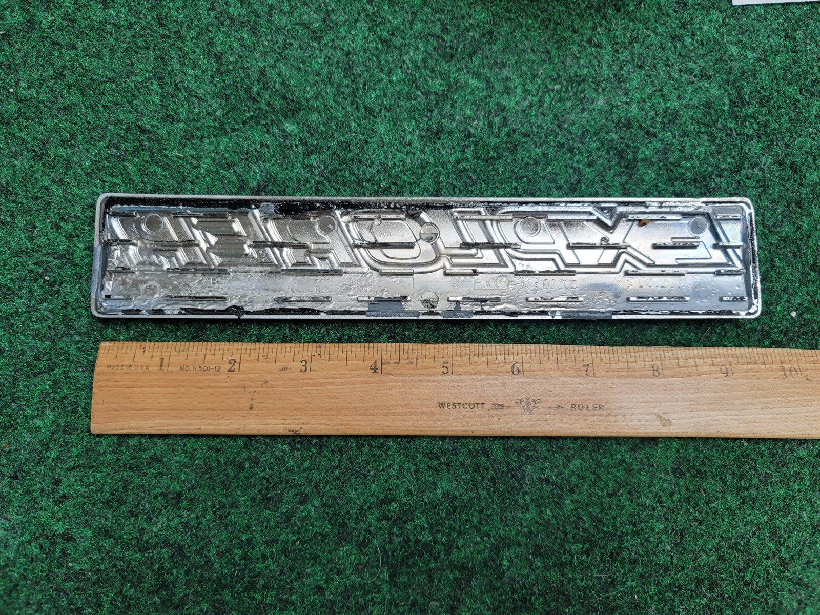 2006-2010 FORD EXPLORER XLT REAR HATCH EMBLEM OEM  6L24-7843156-BA 2M5