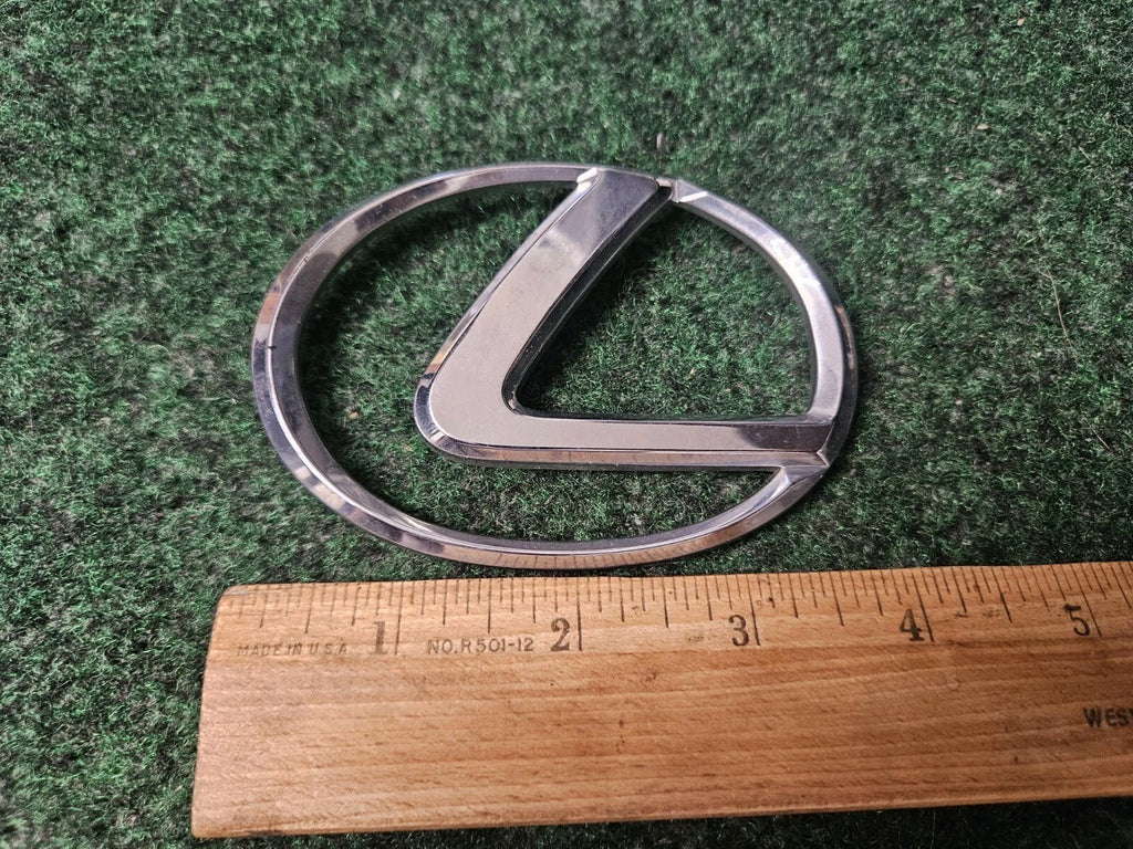 1992-1996 LEXUS ES300 ES 300 REAR EMBLEM BADGE SYMBOL LOGO  2198 OEM 4S7