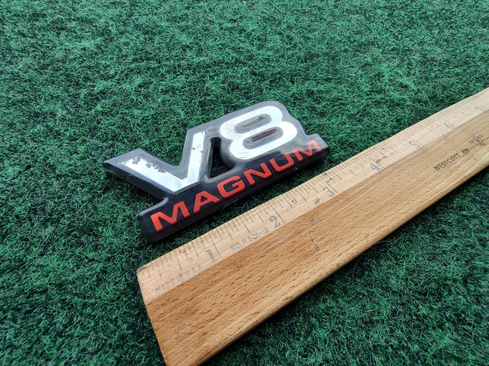 Dodge V8 Magnum Front Fender Plastic Emblem Badge Logo Nameplate Name Plate 5S2
