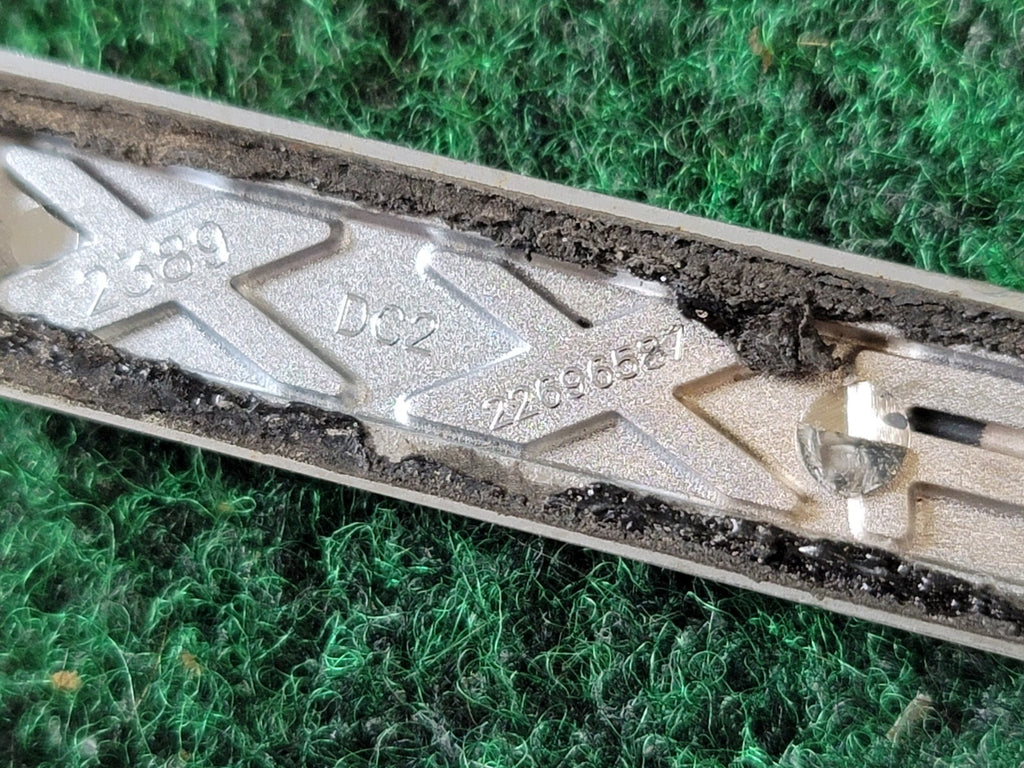 04 05 06 07 Chevy Malibu Maxx Liftgate Emblem Trunk Badge OEM Rear Nameplate 1M2