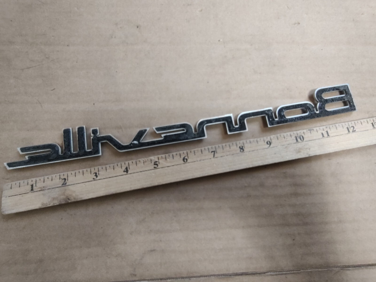 00 01 02 03 04 PONTIAC BONNEVILLE REAR LID EMBLEM LOGO BADGE SYMBOL OEM DL1