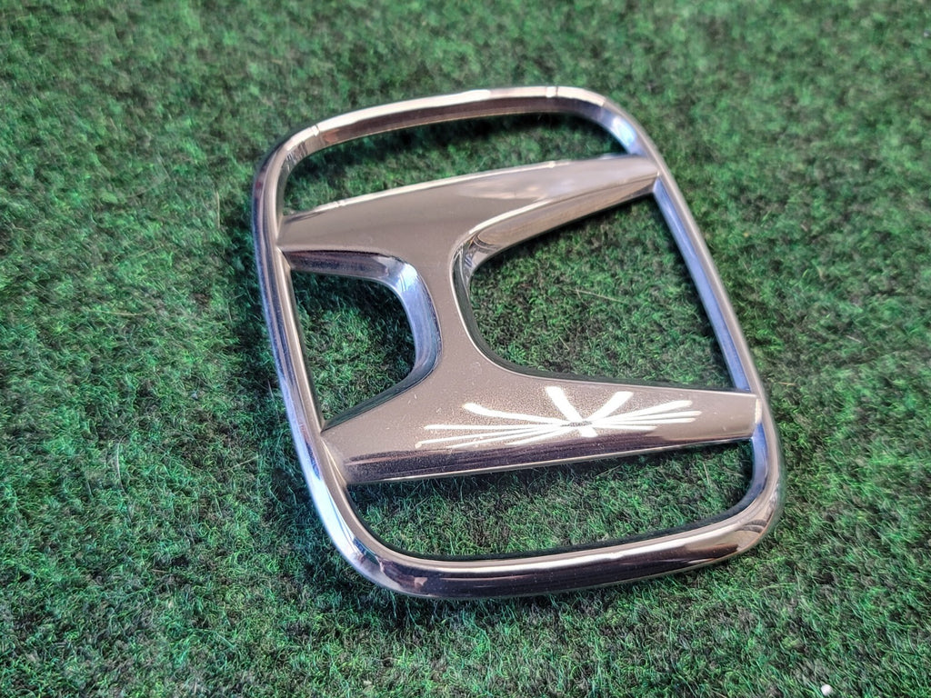 2003-2005 HONDA ACCORD SEDAN REAR TRUNK CENTER EMBLEM BADGE LOGO SYMBOL 1M6
