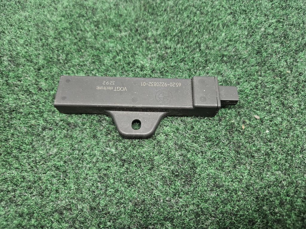 BMW F20 F30 F32 F10 F01 Interior Antenna Convenience Module Unit 9220832 7S9