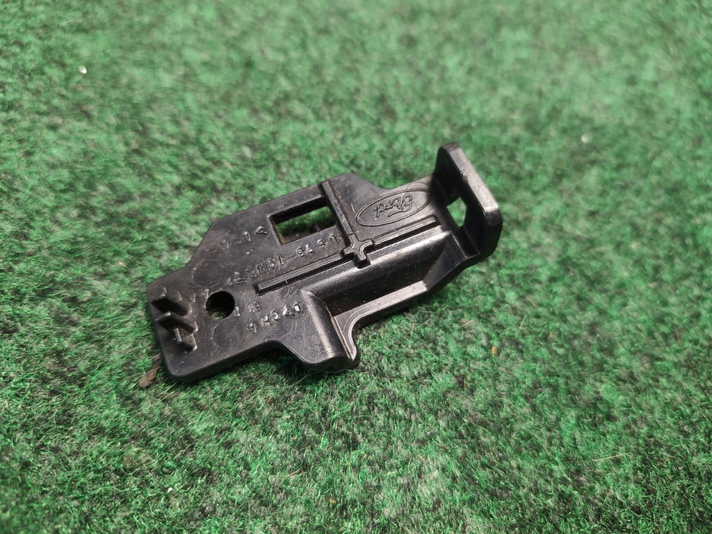 13-20 Ford Fusion Back up Camera Rear Bracket Support (Holds Camera In Place)2S3