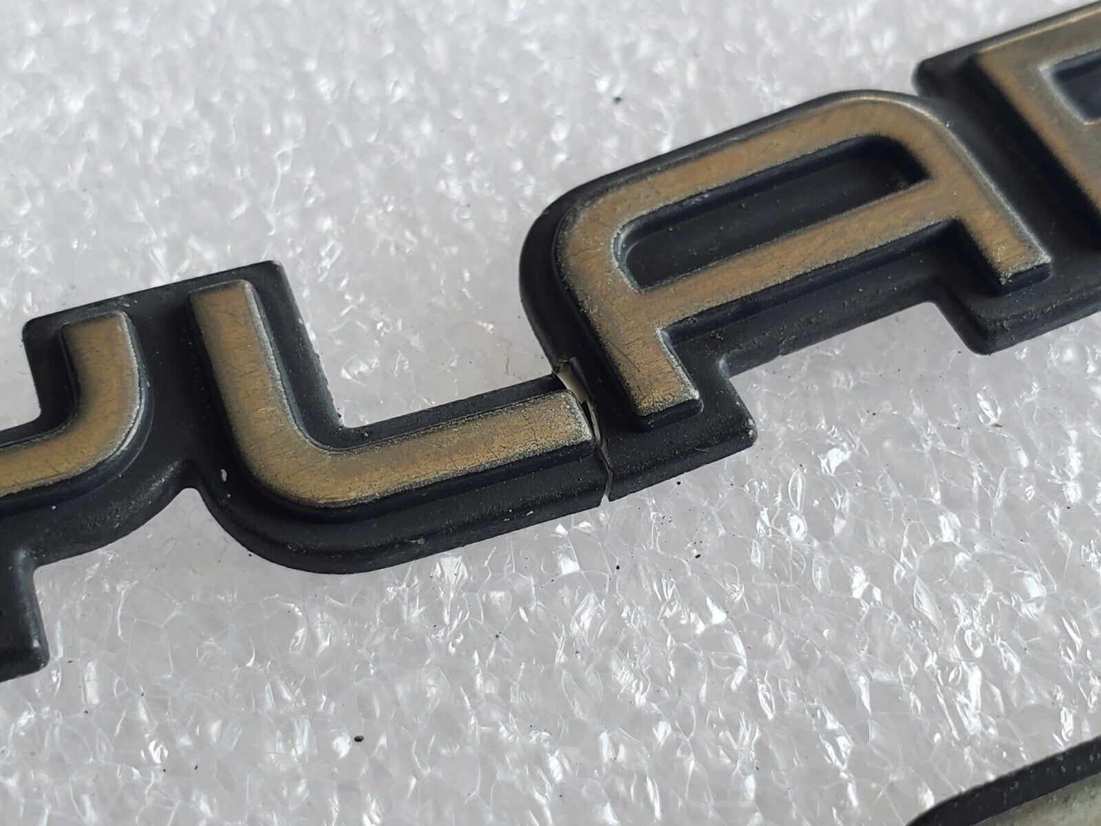 (2) 1985-1991 Skylark Name Plate Emblem Fender  Badge Nameplate OEM VNTG